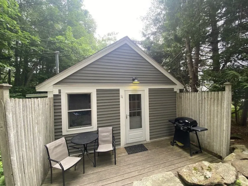 Pine Grove Cottages: Cottage 11  - Image 1