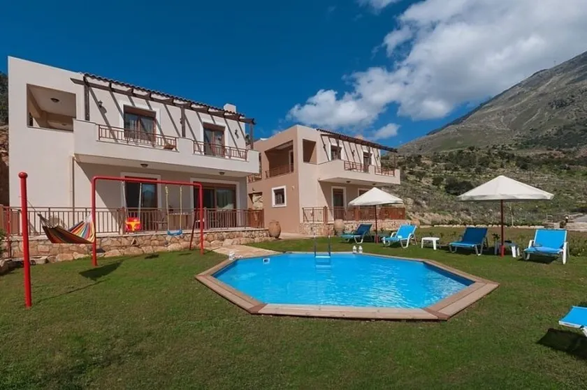 Villa Nikos with Private Pool - Image 1