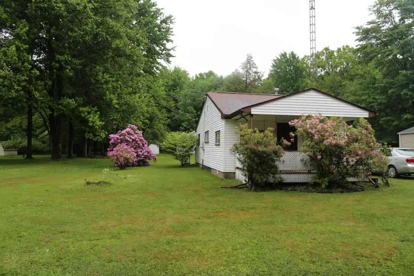 Pymatuning Lake Walking distance to Espyville Marina! - Image 1