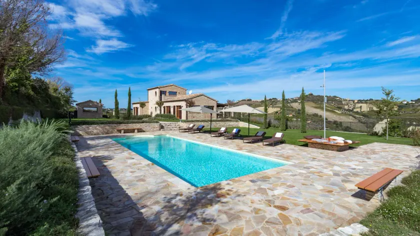 Borgo Da Monte 8, Emma Villas - Image 1