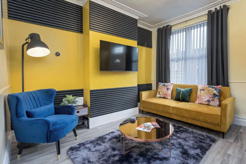 ★Heart of the City★Totally Upgraded ✔ Sleeps 10 - Image 1