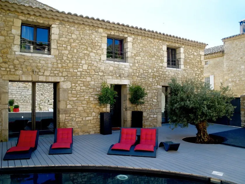 La Grange, stone farmhouse, private pool,100m from the superb Sautadet waterfall - Image 1