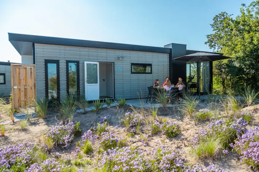 Chalet with 2 bedrooms and a dishwasher - Image 1