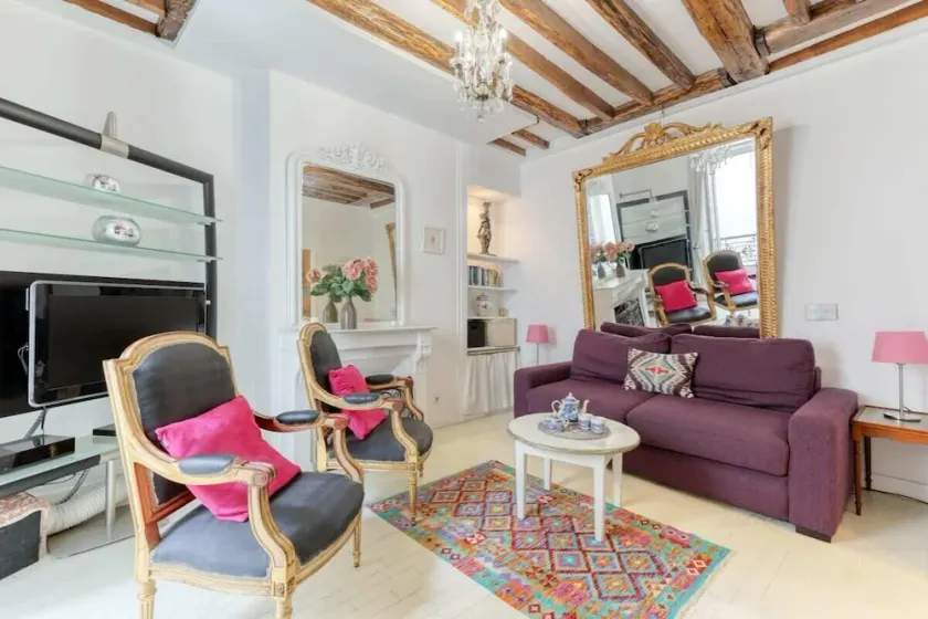 Parisian Cocoon 1bdr Flat - Prime Loc le Marais - Image 1