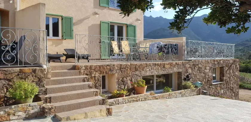 Appartamento T3, con piscina riscaldata, tra mare e montagna - Image 1