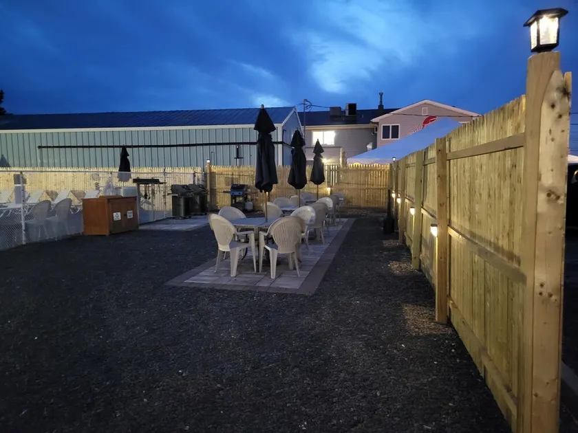 Shore Point Motel - Image 1