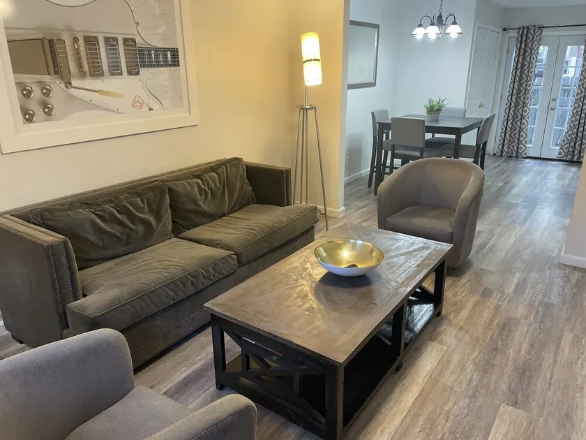 SXSW LUXURY Townhome - Image 1