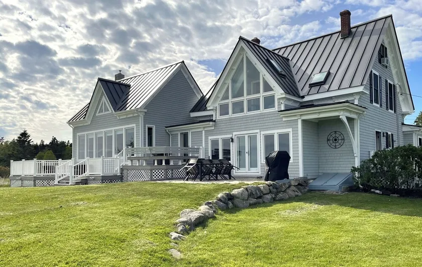 Quintessential waterfront home with over 400 feet of private sandy beach. - Image 1