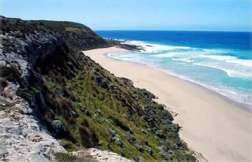 Flour Cask Bay Retreat - Image 1