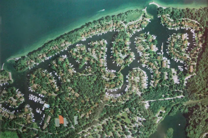 Port Ripaille: maison pieds dans l'eau / le meilleur des montagnes et la mer! - Image 1