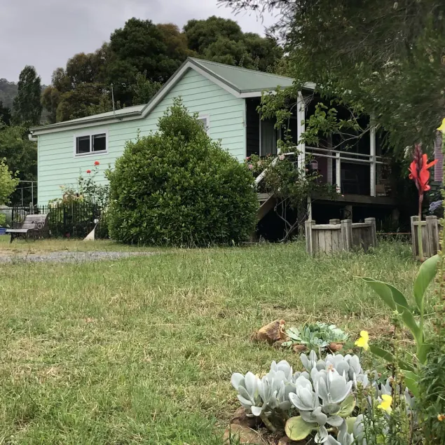 Possumbrook Cottage  3 Kiles Road Castle Forbes Bay - Image 1
