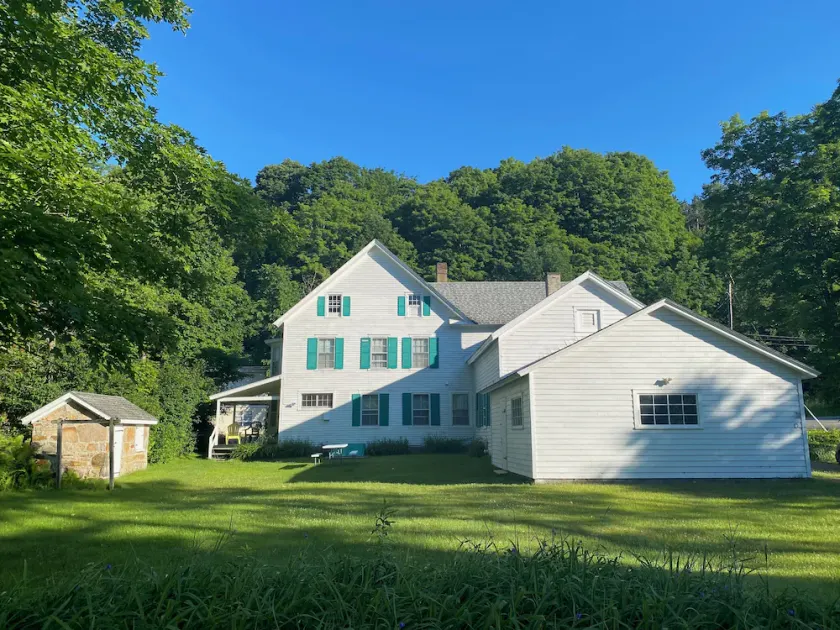 Beautiful historic home in the High Peaks Area of the Adirondacks - Image 1