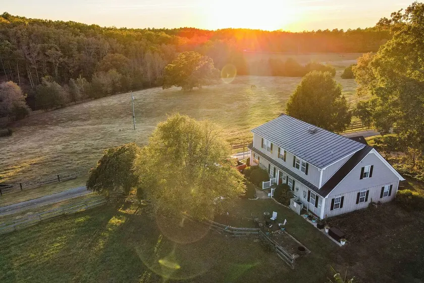 106 acre Farm with Animals, River & Private Pond, near Wineries and Breweries - Image 1