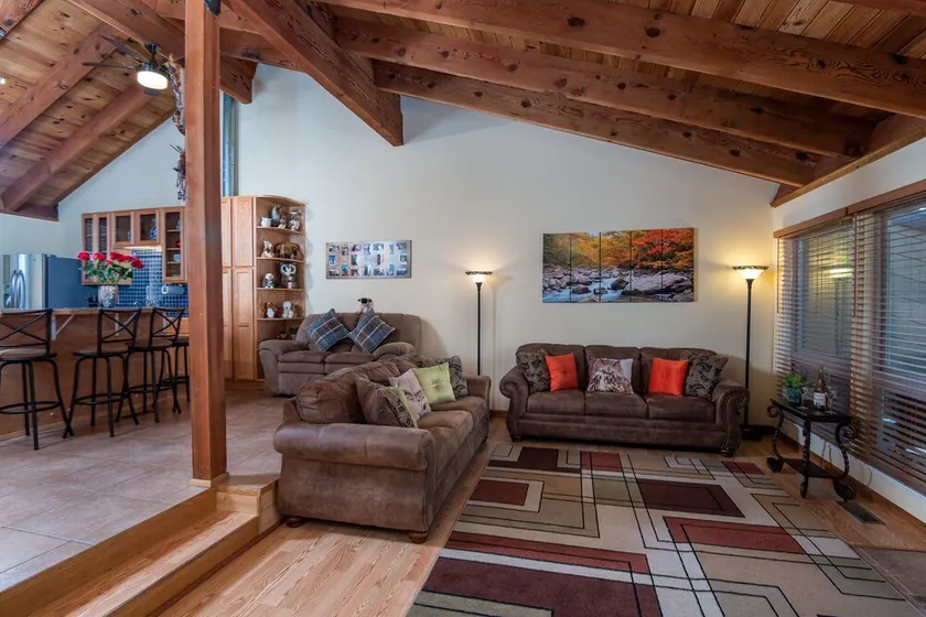 Fuldt ombygget rummelig 3 Br / 2 Ba Townhouse (8 sovepladser) ~ minutter fra himmelske - Image 1