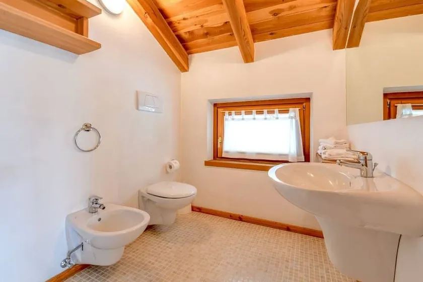 Chalet 'Agriturismo  Casa Al Campo' with Mountain View, Private Pool and Wi-Fi - Image 1