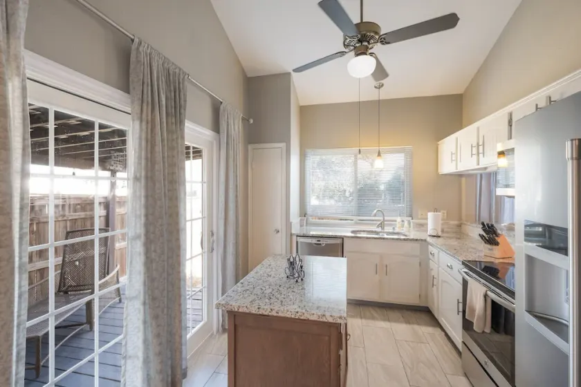 BMT grader! 3BR 2 BA Garden Home av Medical Ctr - Image 1