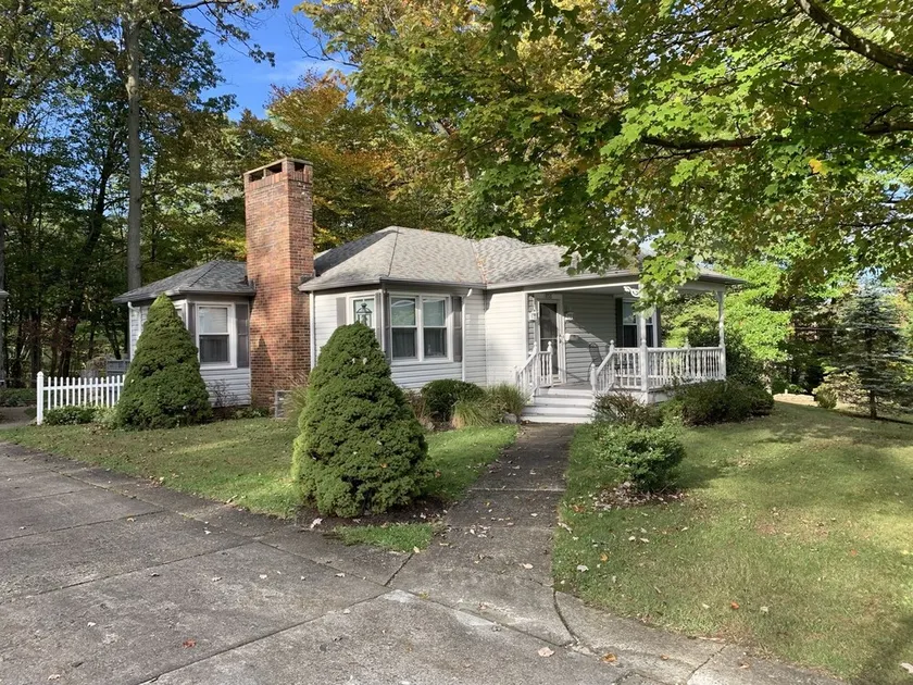 Conneaut Creek Cottage - Image 1