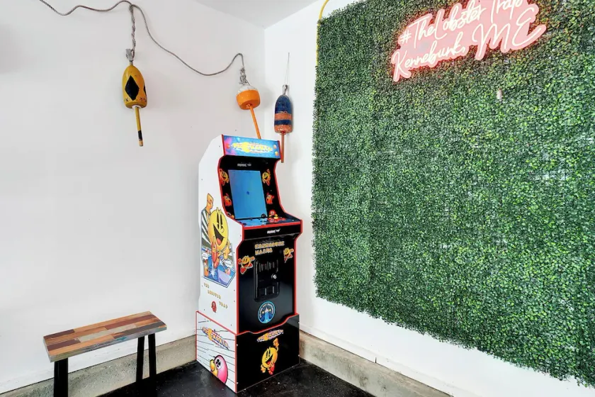 SAUNA & GAME ROOM- Pet friendly! Close to Dock Square and the Beach! - Image 1