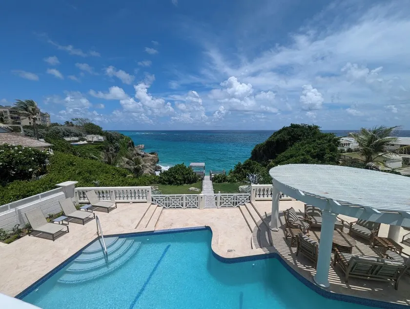 Stunning Clifftop, Oceanfront Villa with Breathtaking Views - Image 1