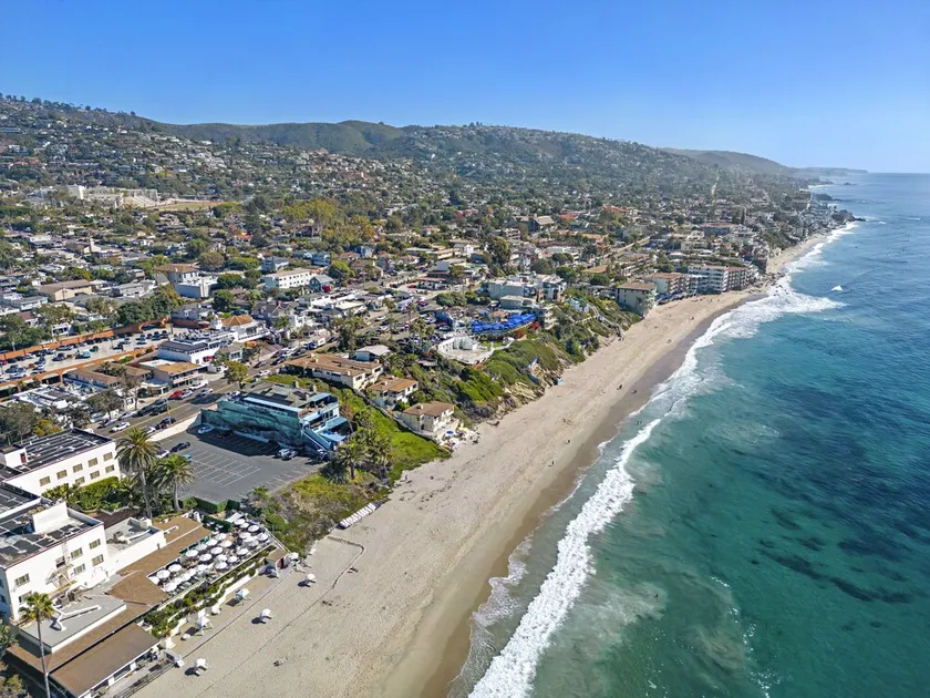 Direct Beach access/Ocean View Performing Arts Haven - Image 1
