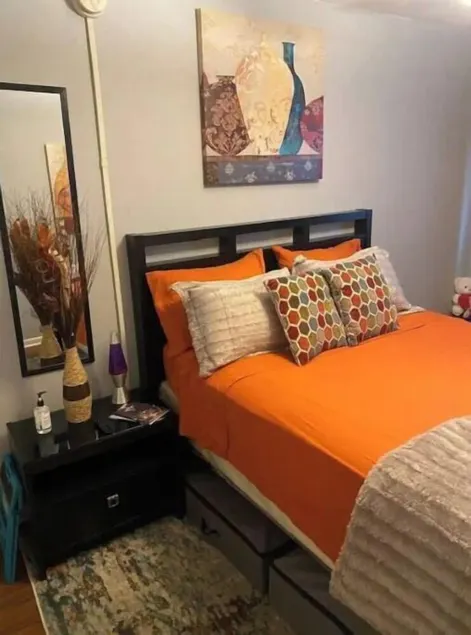 One bedroom apartment located 5 minutes from Great Lakes Navel Base. - Image 1