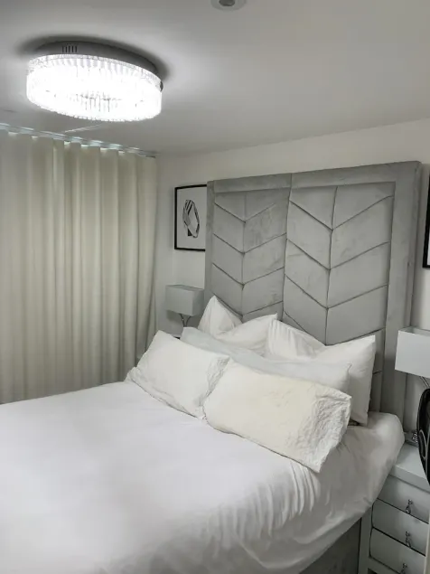 A BYK luxury new home that sleeps 2 - 8 people - Image 1