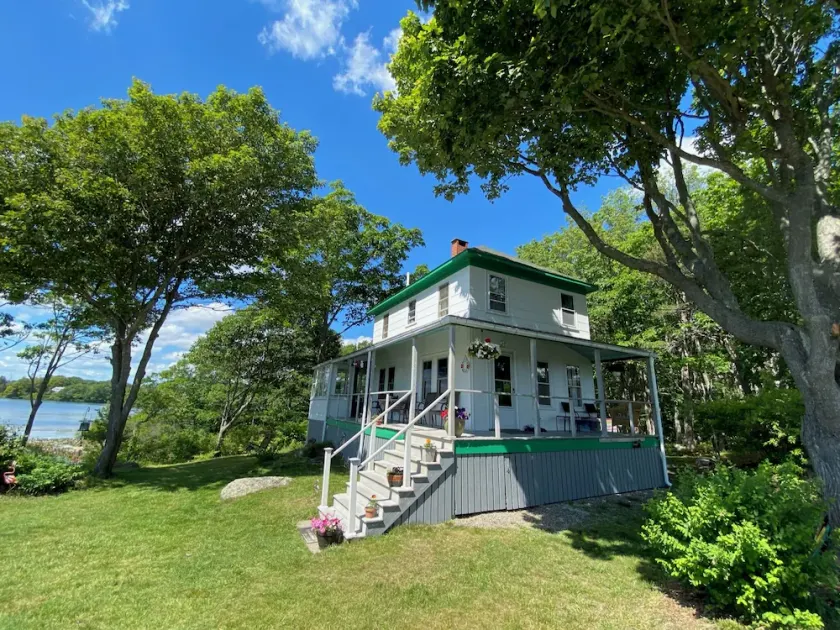 Labor Day stadig tilgængelig! Classic 4 BR havnefronten hytte skridt fra stranden - Image 1