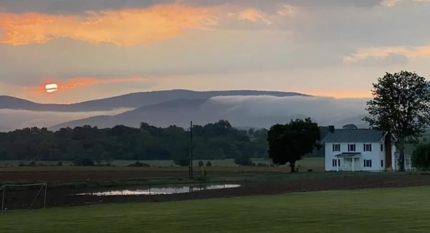 1875 FARMHOUSE renovated with a spectacular view! SUMMER SPECIALS! - Image 1