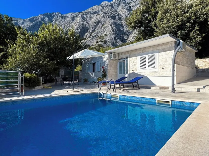Casa Girani con piscina - Image 1