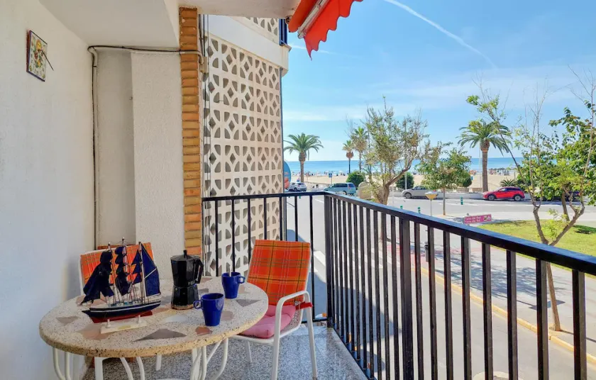 2 Bedroom Cozy Apartment In Oropesa Del Mar - Image 1