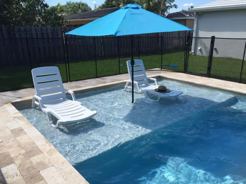 38 'Beheizter Pool + Designer Küche + SOMMERPREISE! - Image 1