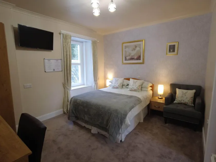 Suite-Large-Ensuite-2 bedroom - Image 1