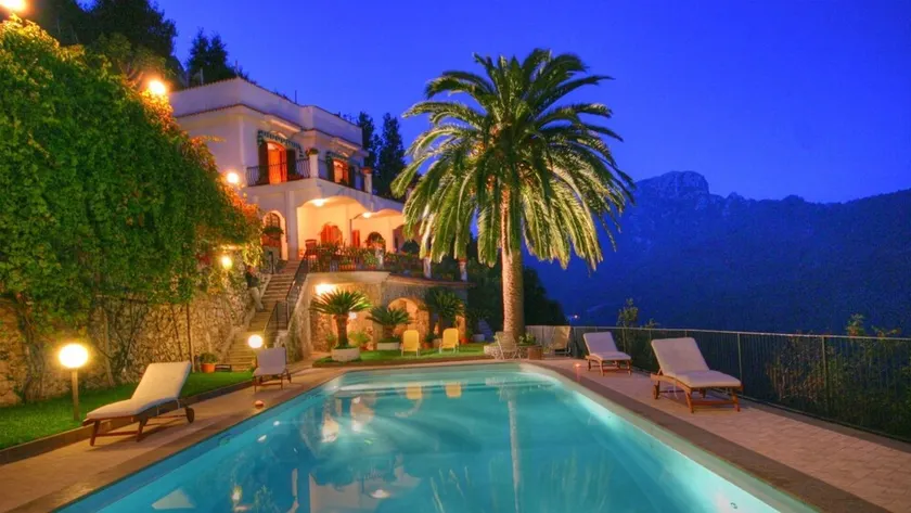 Lo sguardo sul mare, Luxury Ravello Villa, Private Pool, Great View, parking - Image 1