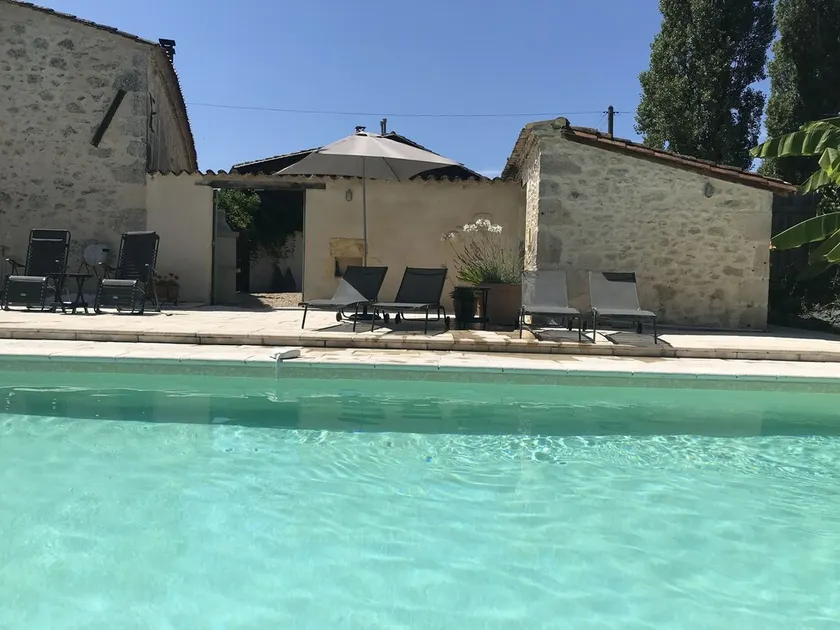 Stunning, 4 ⭐️ relaxing, peaceful, private pool, fishing lake sleeps 18 Dordogne - Image 1