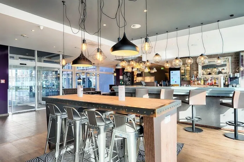 Azimut Hotel Munich - Image 1