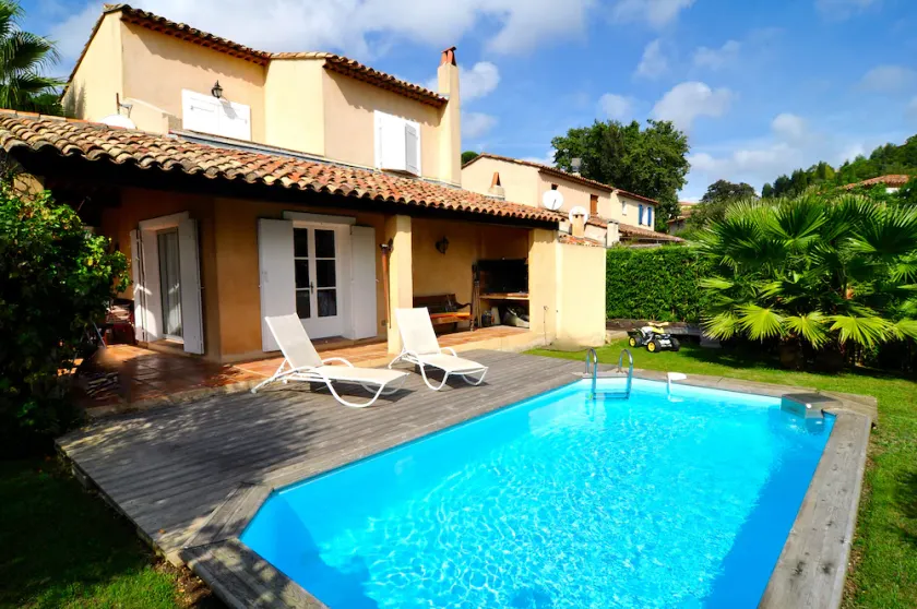 Villa encantador e tranquilo com piscina privada sob palmeiras em St. Tropez - Image 1