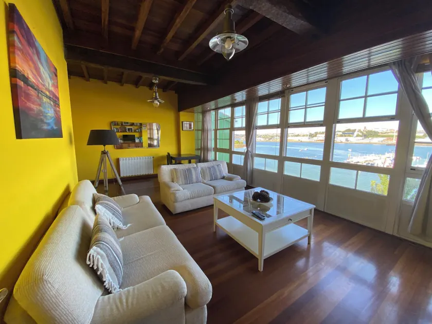 Landhaus (Vollvermietung) Eine Pousada do Mar da Graña für 10 Personen - Image 1