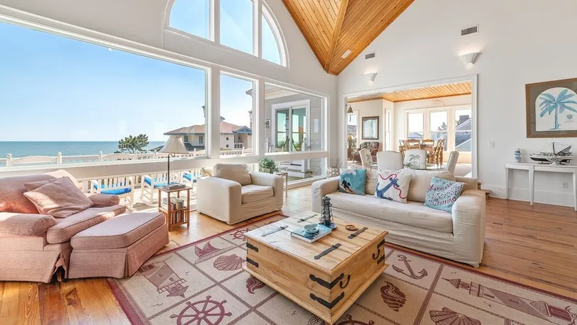 Out Of This World Beachfront Home 6 Bedroom Home by Peace Vacations - Image 1