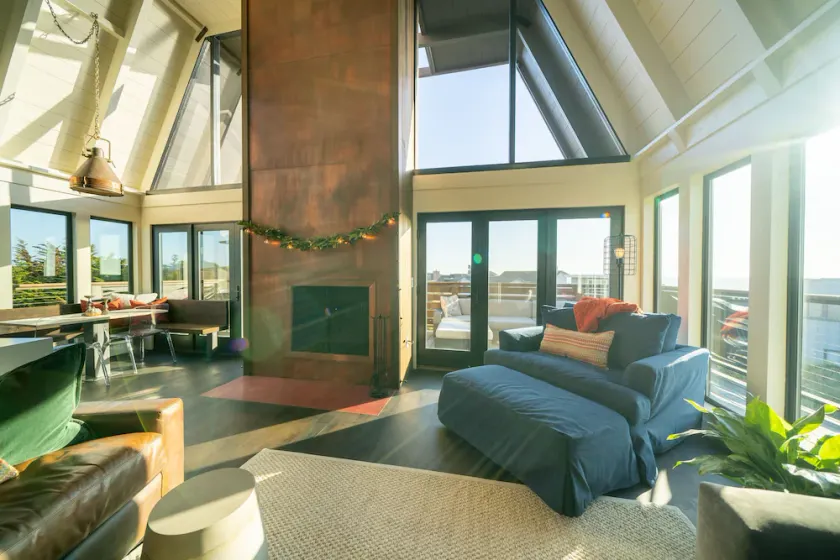 The Copper Nest beach retreat with stunning views - Image 1