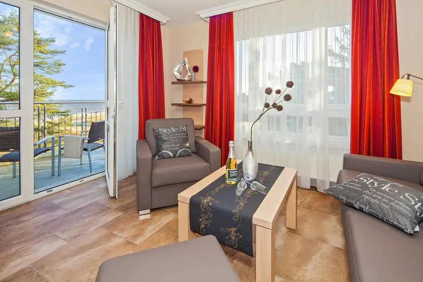 Type IV / Nr. 11 Seaview - Strandhaus Aurell - directly on the Baltic Sea beach - Image 1