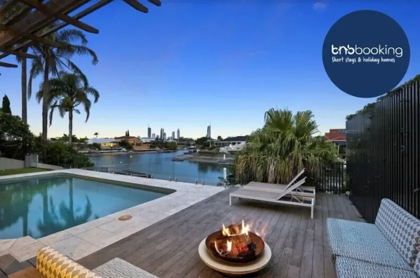 Sorrento Waterfront 4Bd, Pool  Pet friendly - Image 1