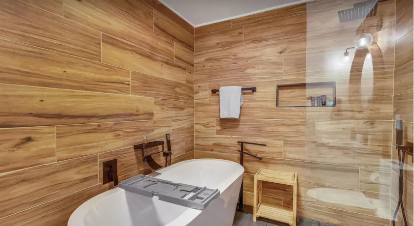 New AC.  Luxury, Spa Bathroom, Movie Room, high-end design, fall colors Oct - Image 1