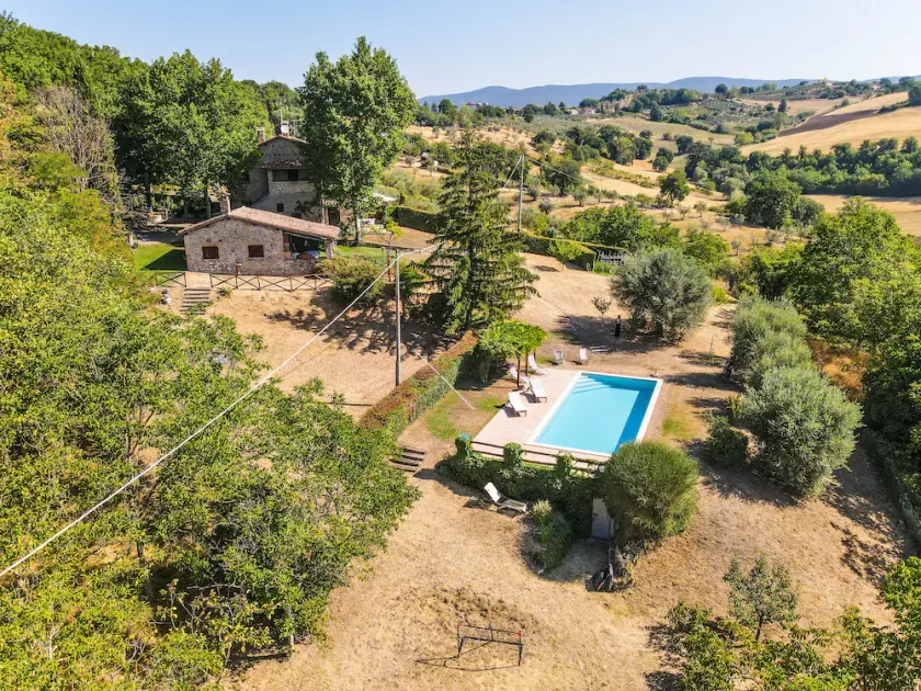 Villa with private pool 80 kms northern of Rome and 30 from Orvieto. 5 bedrooms - Image 1