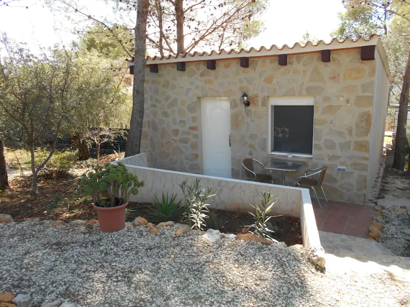 Finca Rustica mit Klimaanlage und Gemeinschaftspool in ruhiger Lage - Image 1