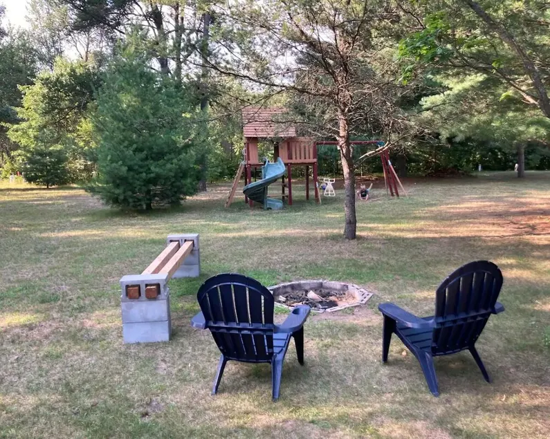 A’s Cozy Cottage - Image 1