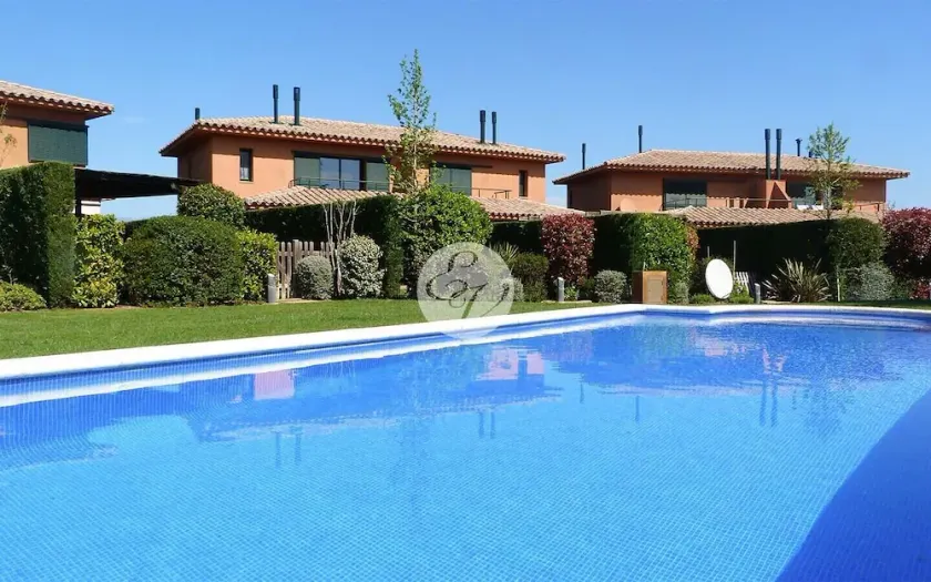 Villa Brenda ligger i Torremirona Resort - Image 1