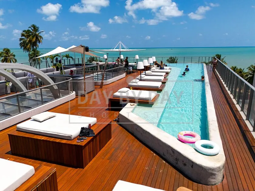 Setai Yacht By Day by Day - Image 1