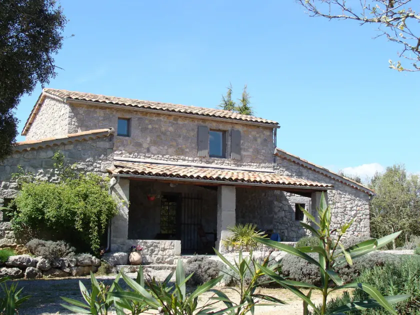 Old stone house, comfortable, quiet, 1 km from the river, 3 stars - Image 1