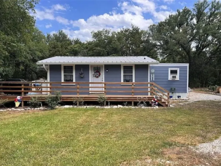 Blue Fox Cottage - Image 1
