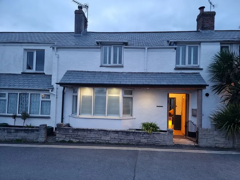 300m from Beach - Image 1